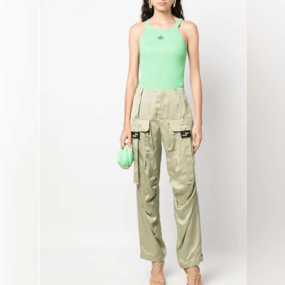 FENDI
satin-finish cargo trousers SZ 40 - Picture 2 of 9